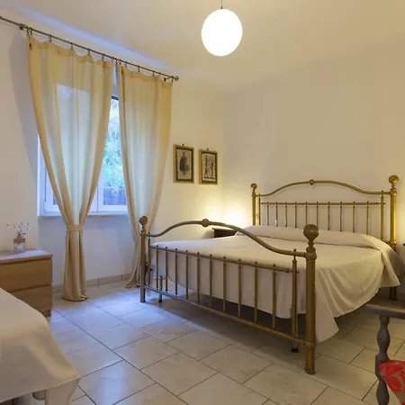 Residenza Bellavista - Helloelba * كابوليفيري